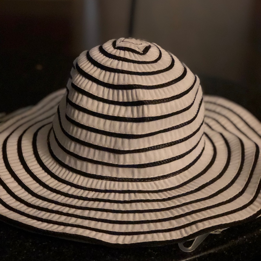 White/ Black hat